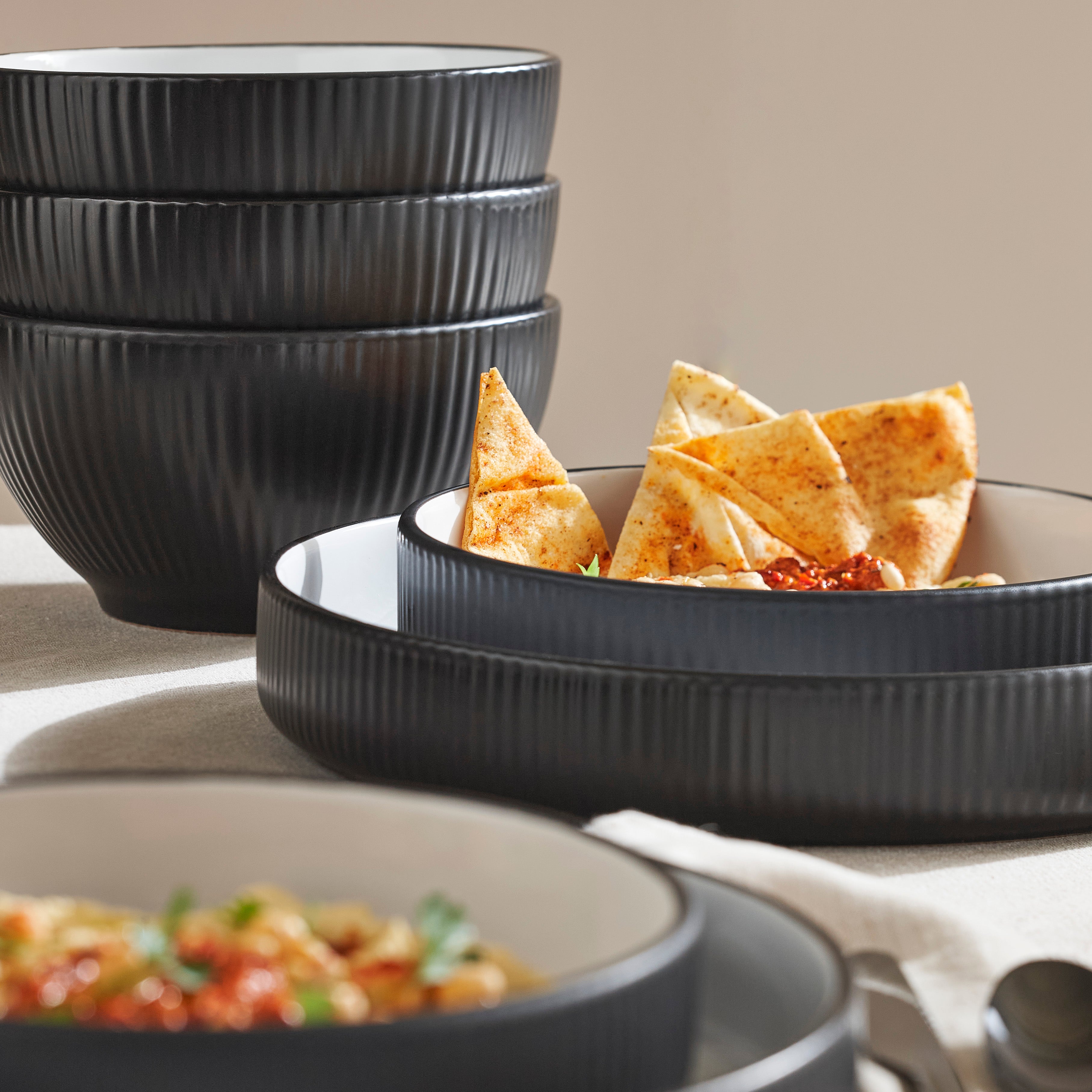 mercvosso mercvoware Dinnerware mercvo - Black/White by mercvo Siriano | Service for 4 or 8 | Modern Design | Durable Ceramic