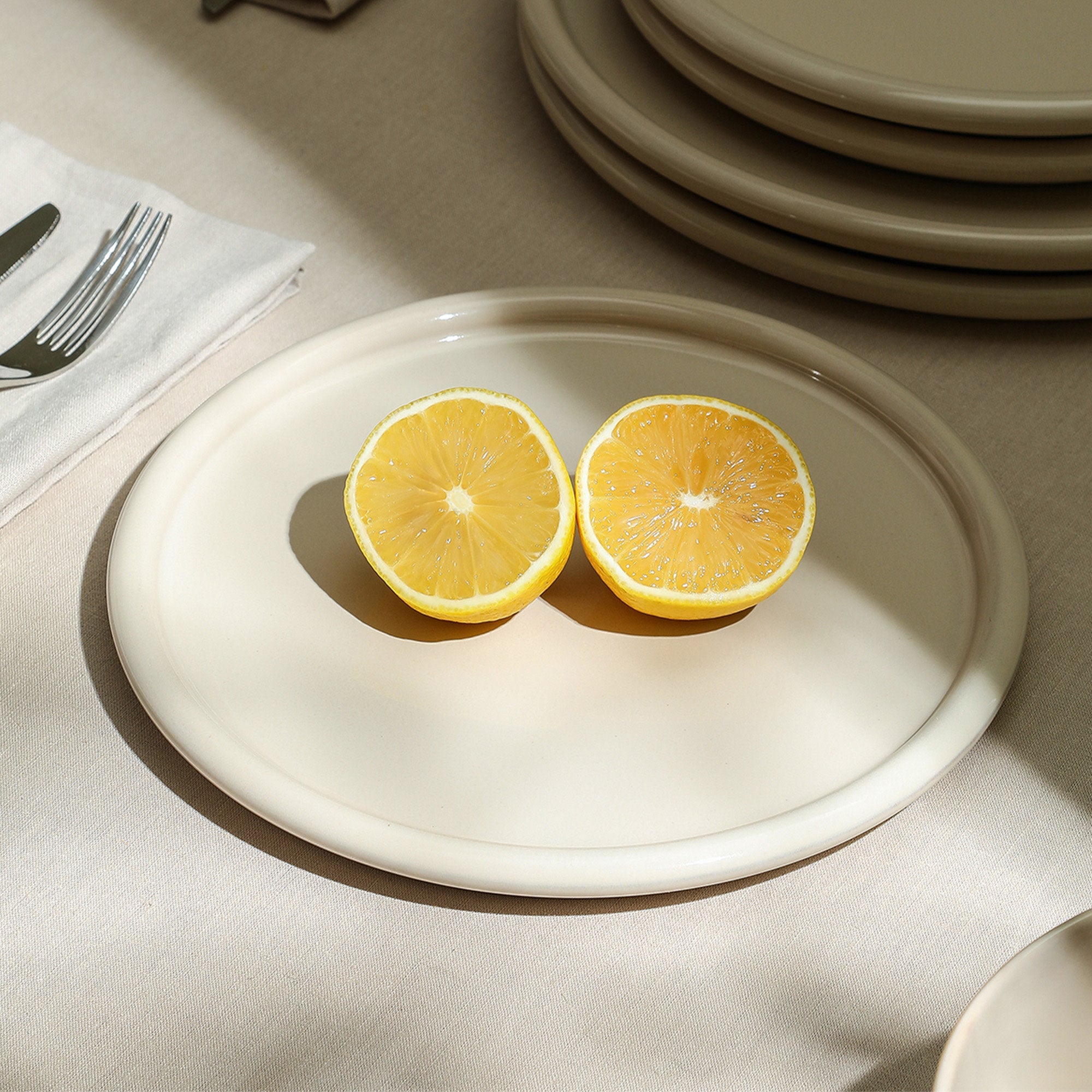 mercvo mercvoware Salad Plate - Beige: A Versatile, High - Quality Ceramic Plate with Stackability and Smooth Glaze for Casual and Formal Dining