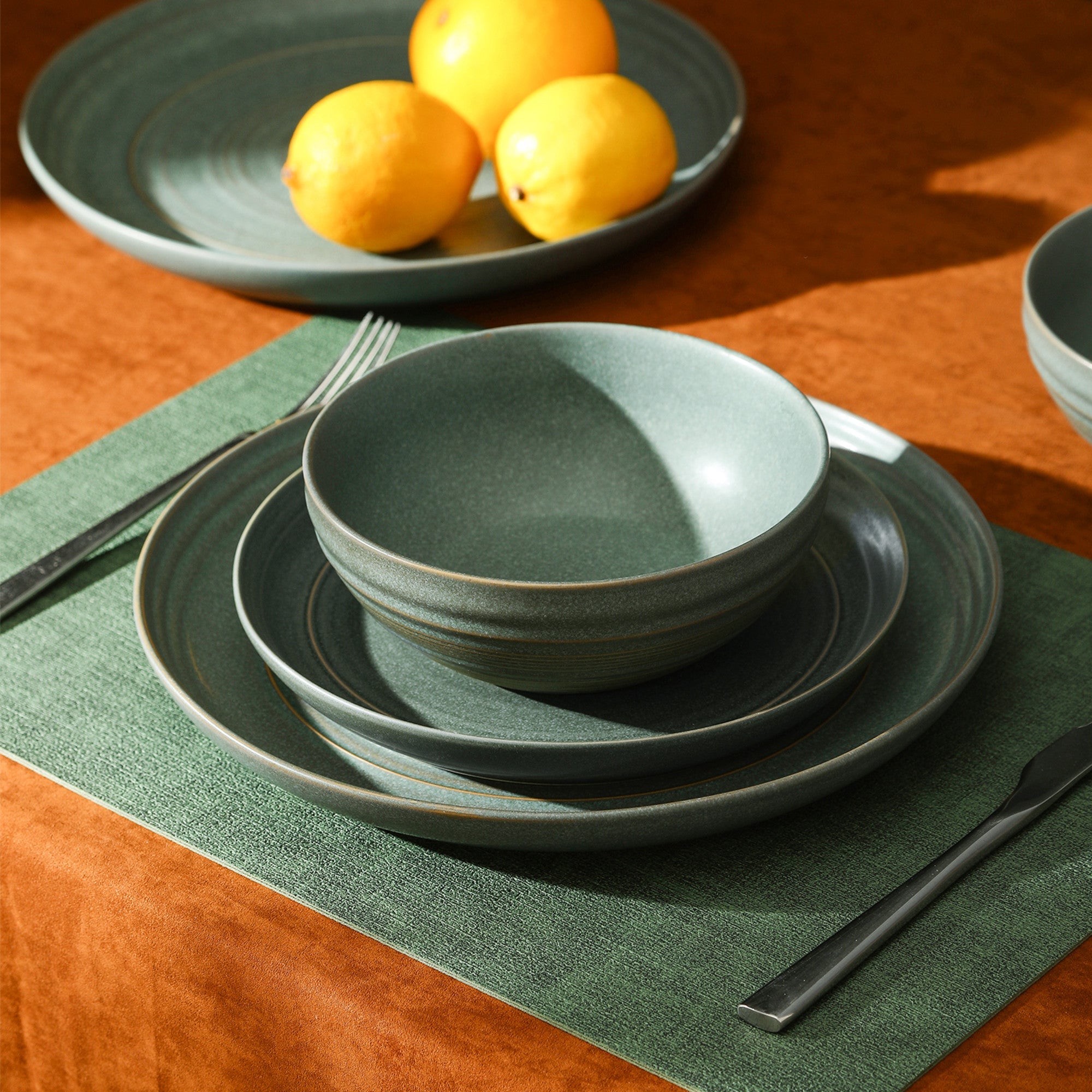 mercvo mercvoware Dinnerware mercvo in Green - Service for 4 or 8, Ceramic with Rustic Design and Stackable Feature