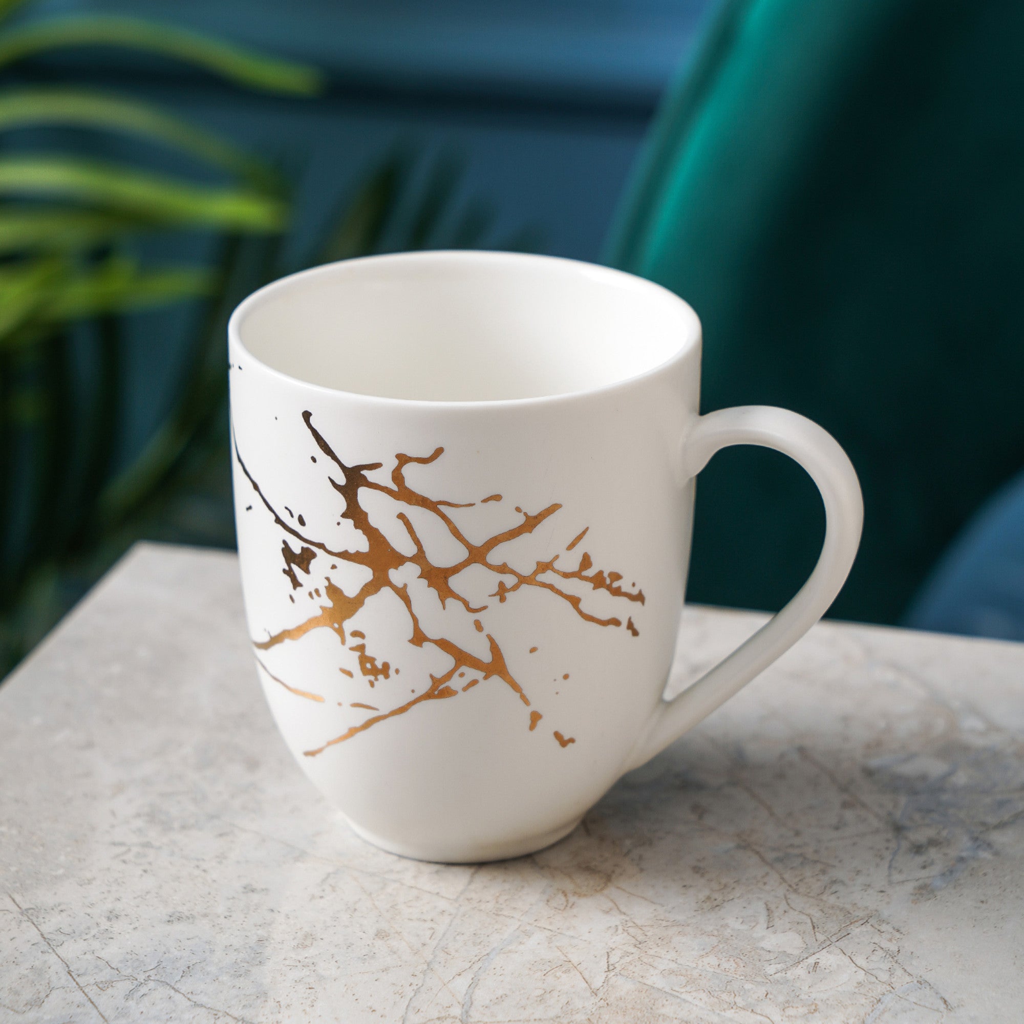 mercvo Porcelain Mug - White mercvo of 4 with Gold Abstract Design, 12 - 16 oz, Dishwasher Safe for Home and Office Use