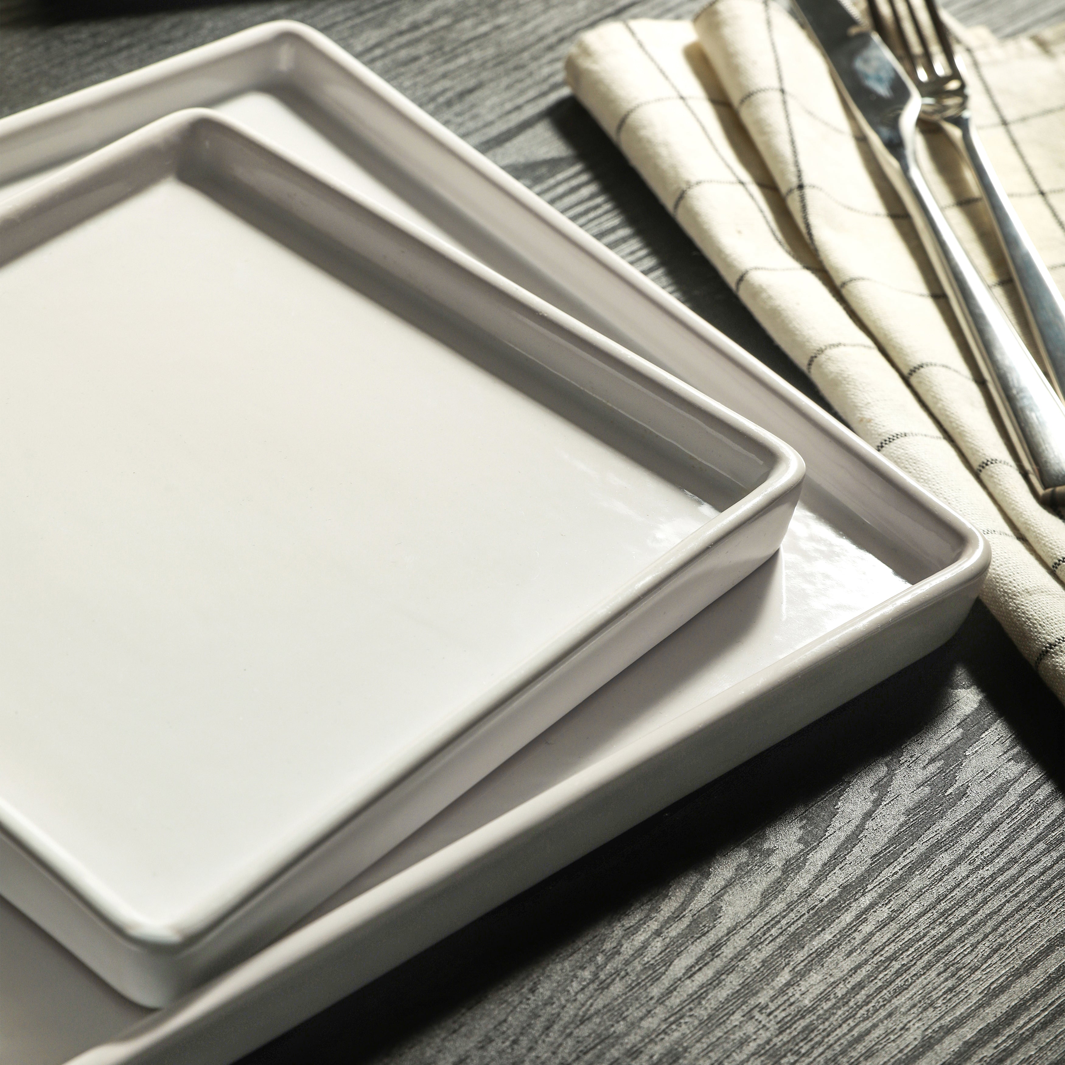 mercvo mercvoware Dinnerware mercvo - White: Minimalist Ceramic Dishware for 4 or 8, Stackable & Microwave Safe