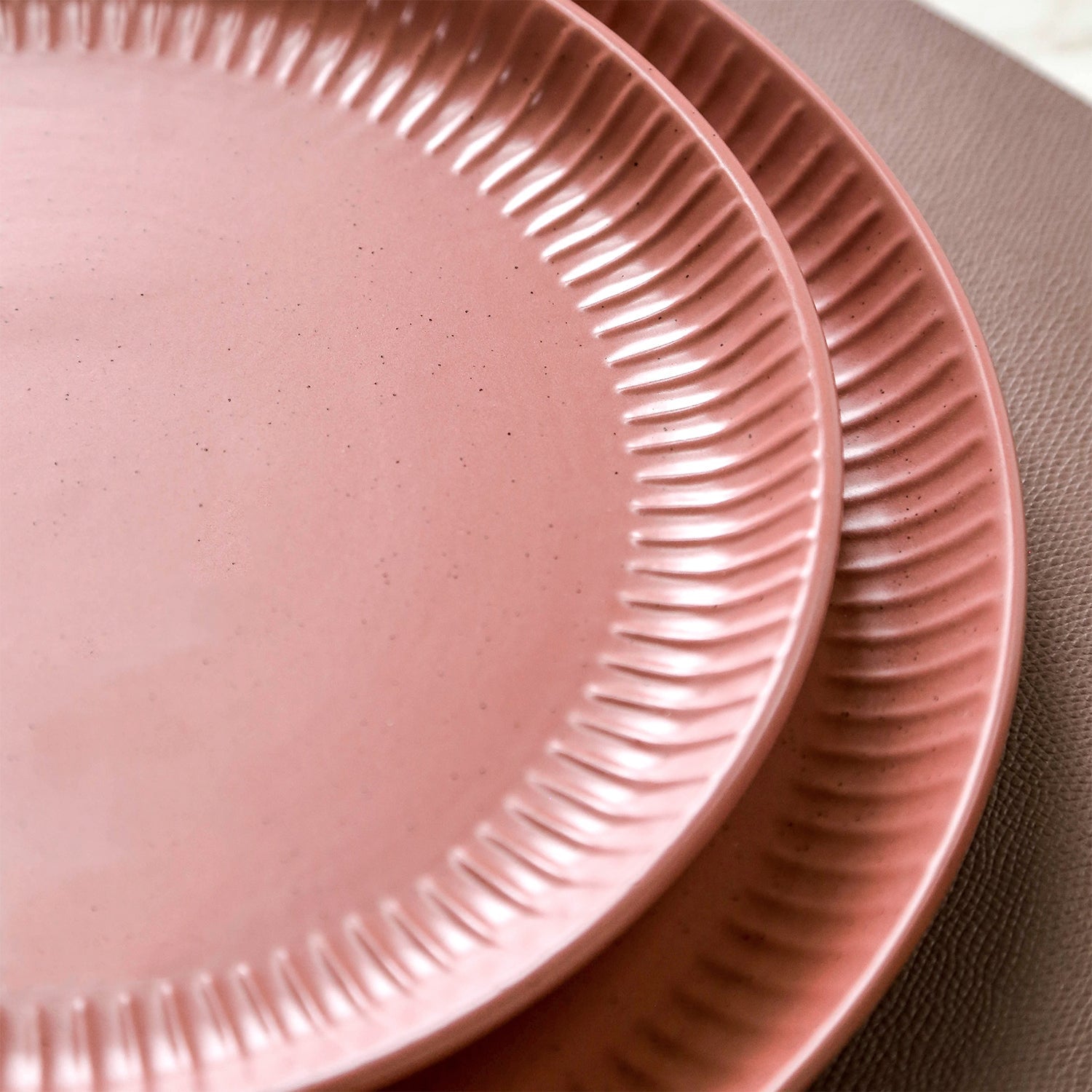 mercvo mercvoware Dinnerware mercvo – Terracotta #2: Microwave & Dishwasher – Safe, Fluted Design, Service for 4 or 8