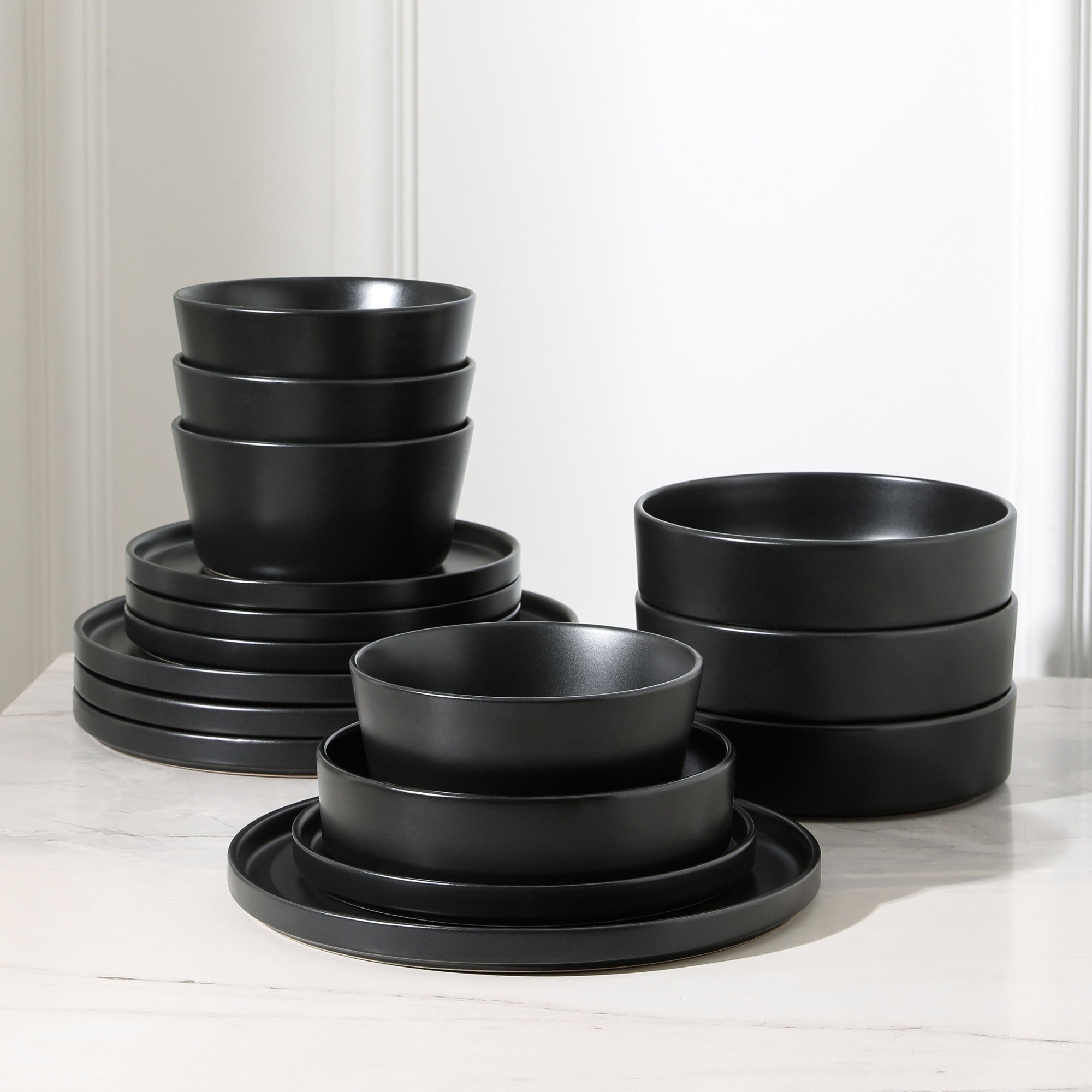 mercvo mercvoware Dinnerware mercvo in Black & Grey: Service for 4 or 8, Ideal for Modern Dining