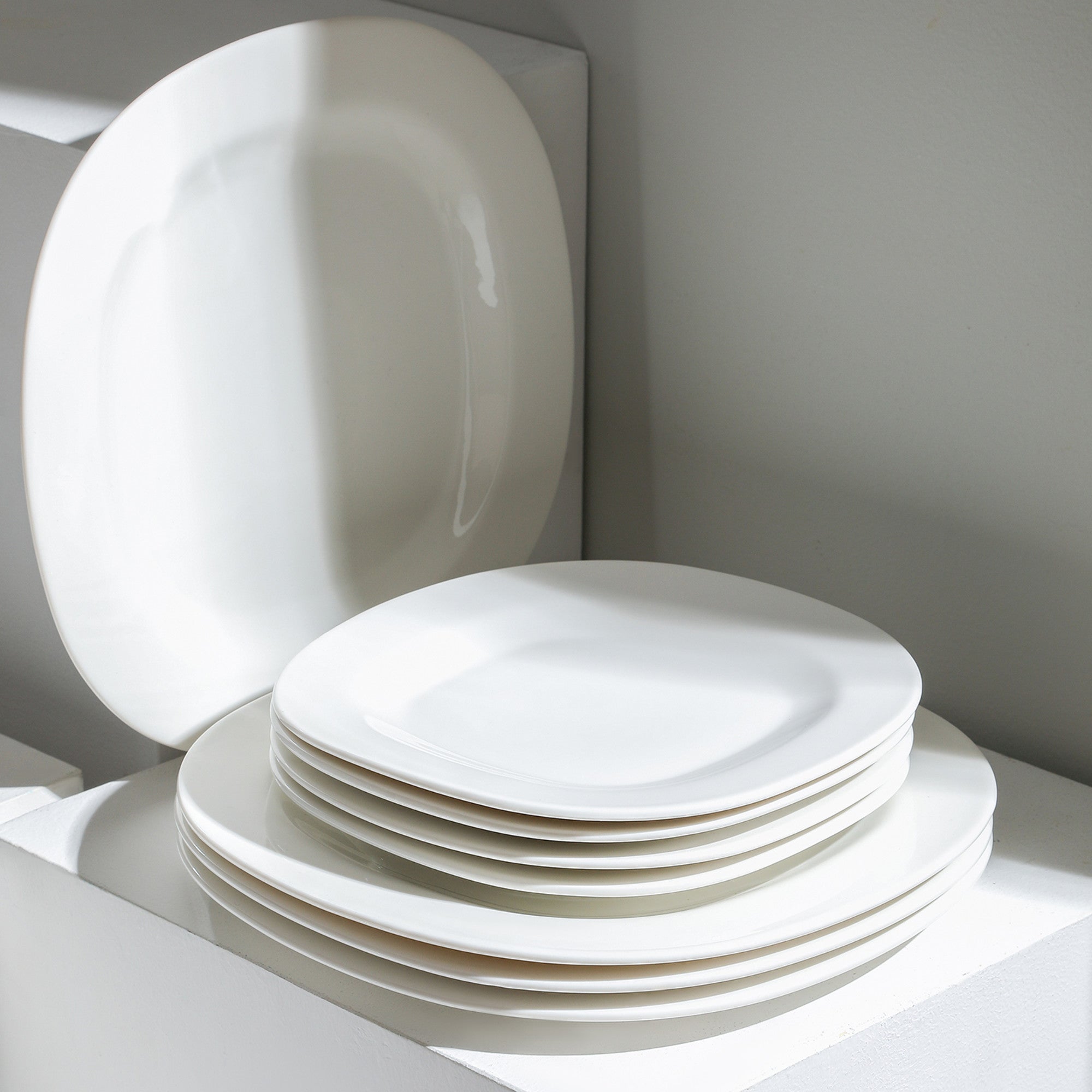 mercvo Porcelain Dinner Plate mercvo - White, High - Quality Ceramic Tableware with Round, Square & Oval Plates for All Occasions