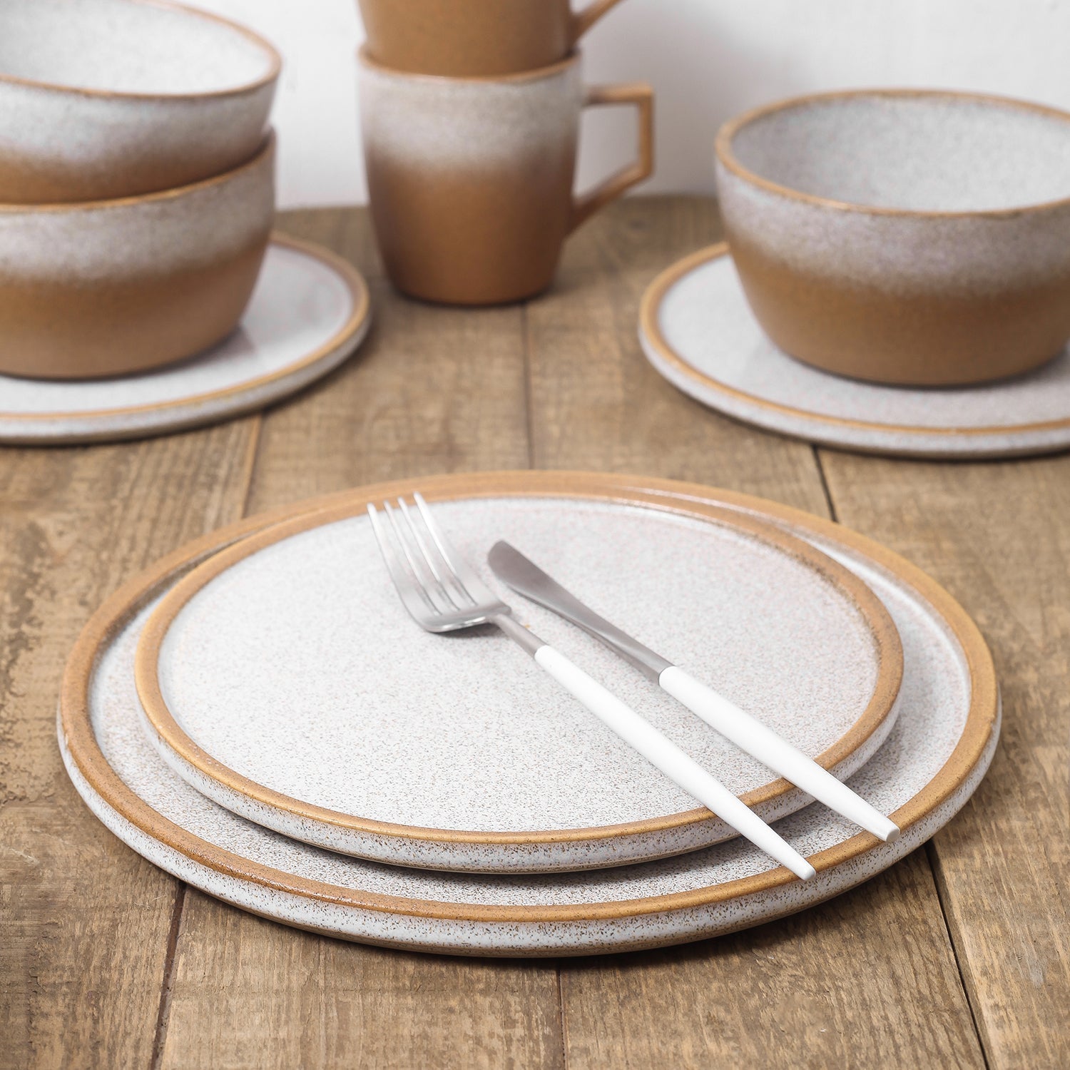 mercvo mercvoware Dinnerware mercvo - Brown: Rustic, Unique, and Ideal for 4 or 8 - Person Meals, Featuring Gradient Color and Speckled Design