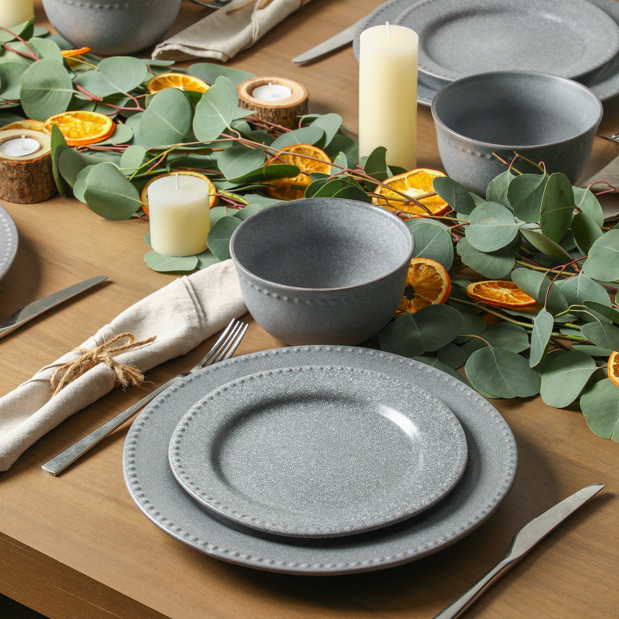 mercvo mercvoware Dinnerware mercvo in Grey: Ideal for 4 or 8, with Beaded Rims and Rustic Aesthetic for Everyday & Special Occasions