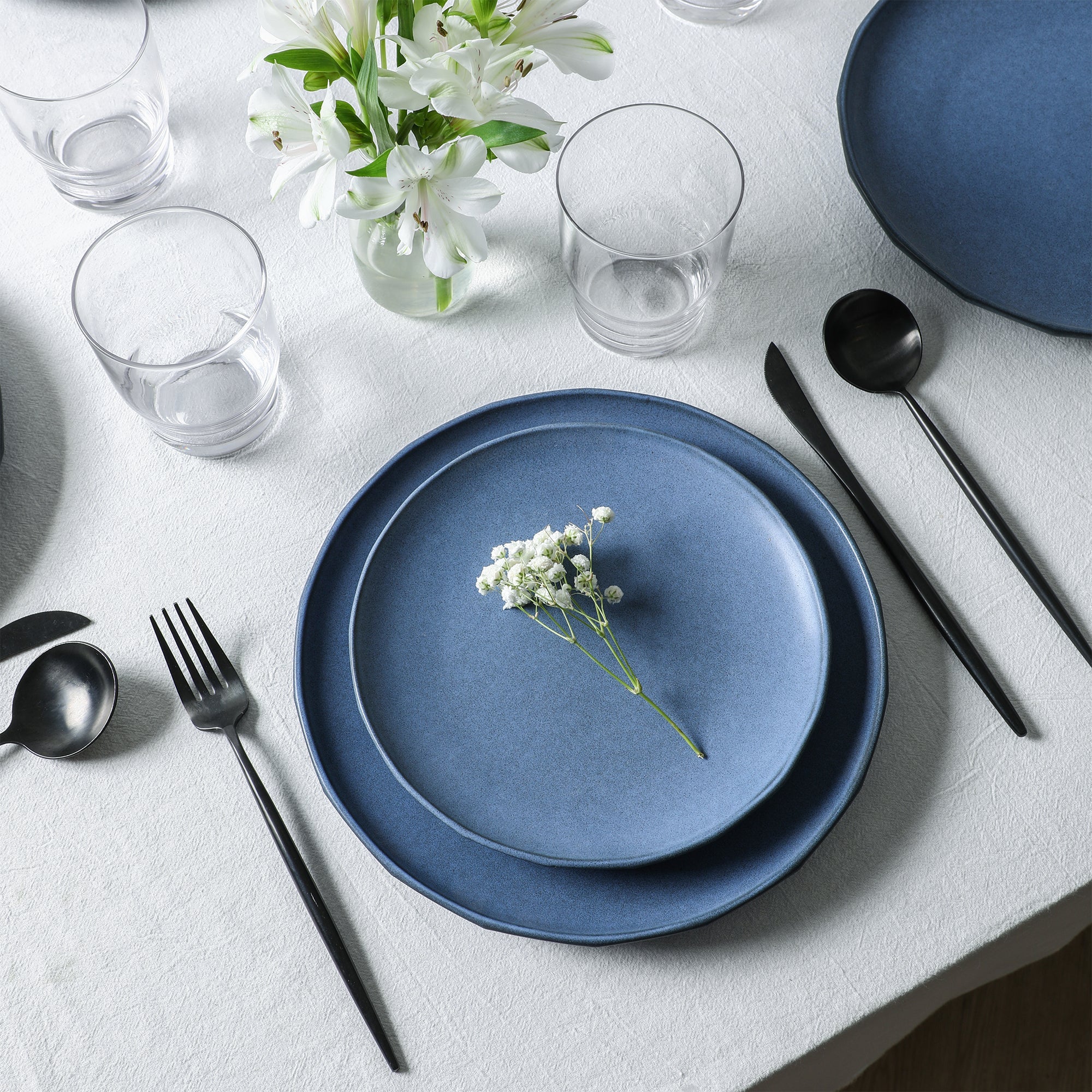 mercvo mercvoware Dinnerware mercvo with Glassware - Blue: A Versatile and Stylish Option for Dining, mercvoilable in Service for 4 or 8