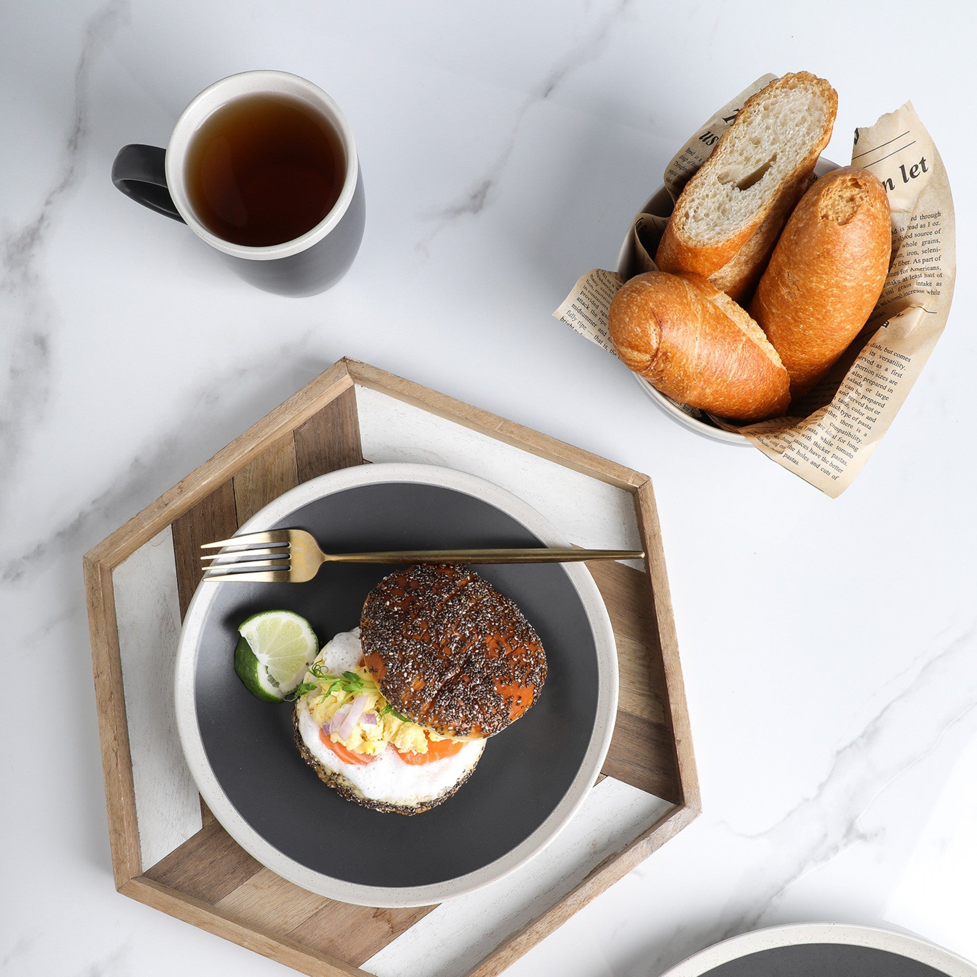 mercvo mercvoware Salad Plate mercvo - 4 Dark Gray and Cream Plates, 10 - 12 Inches, Ideal for Dining and Decor