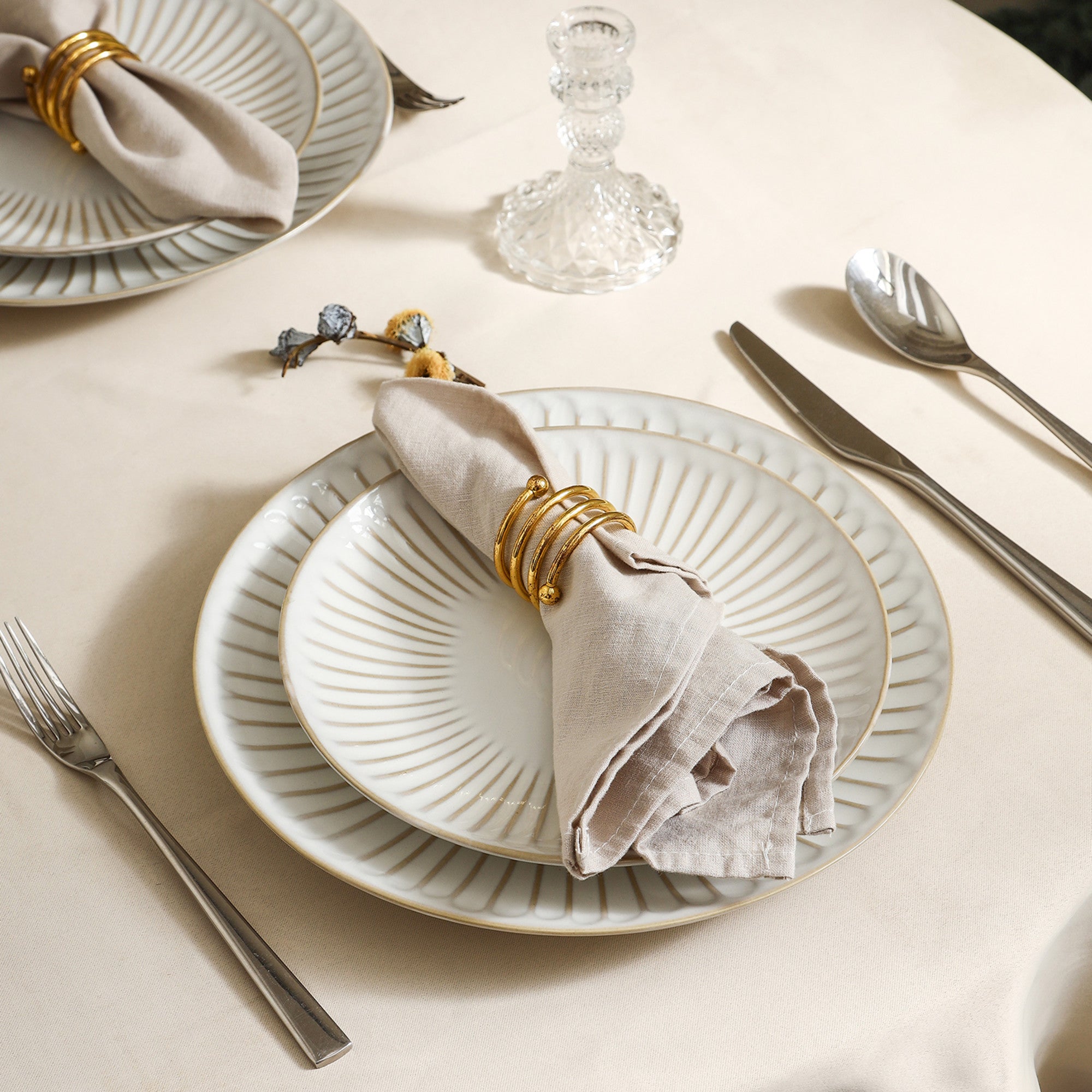 mercvo mercvoware Dinnerware mercvo - White: Durable Ceramic mercvo with Radiating Pattern, Suitable for 4 or 8, Ideal for Any Meal