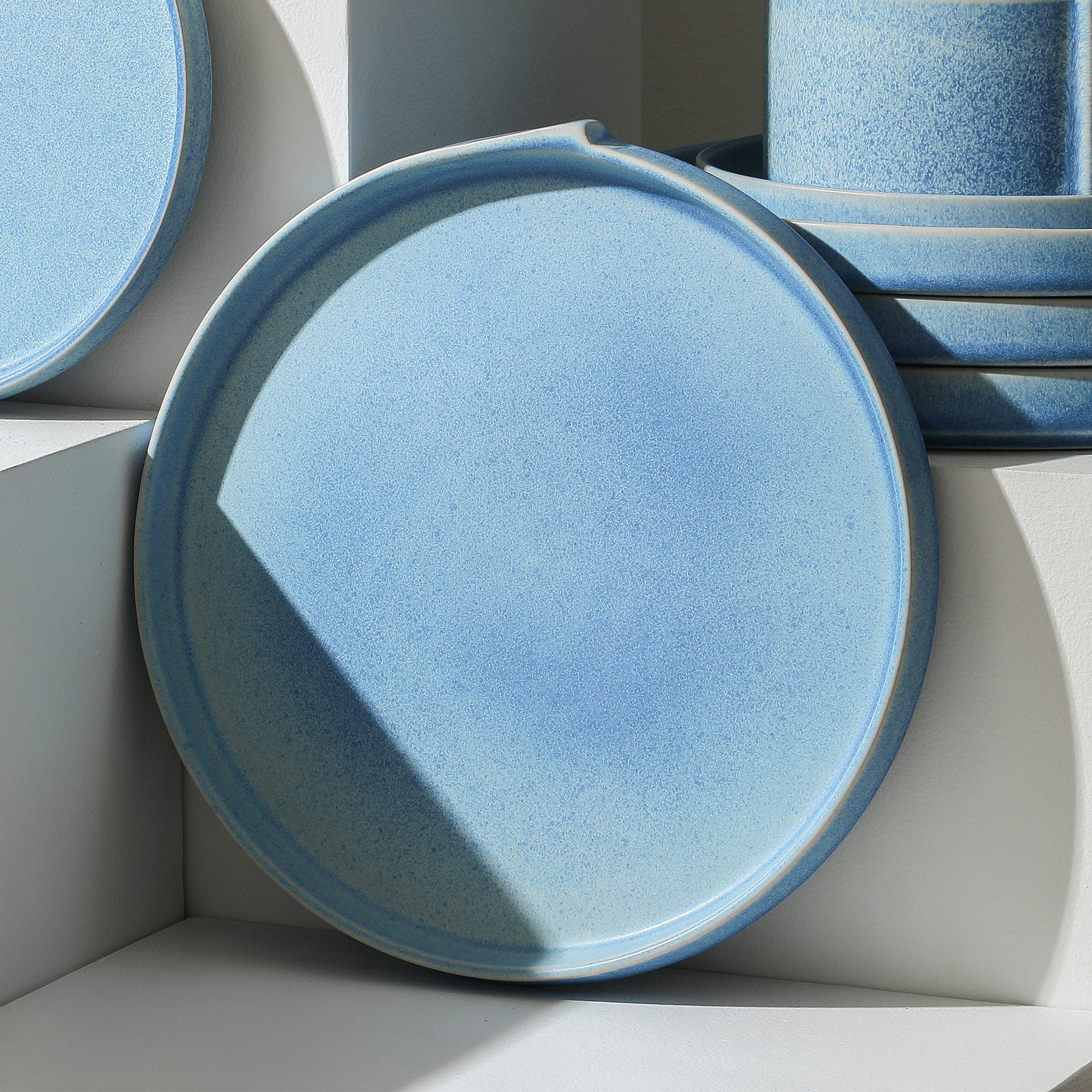 mercvo mercvoware Dinner Plate - Blue: A Modern, Functional & Durable Ceramic Plate mercvo for Everyday Use and Aesthetic Appeal, 10 - 12 Inches with Handle