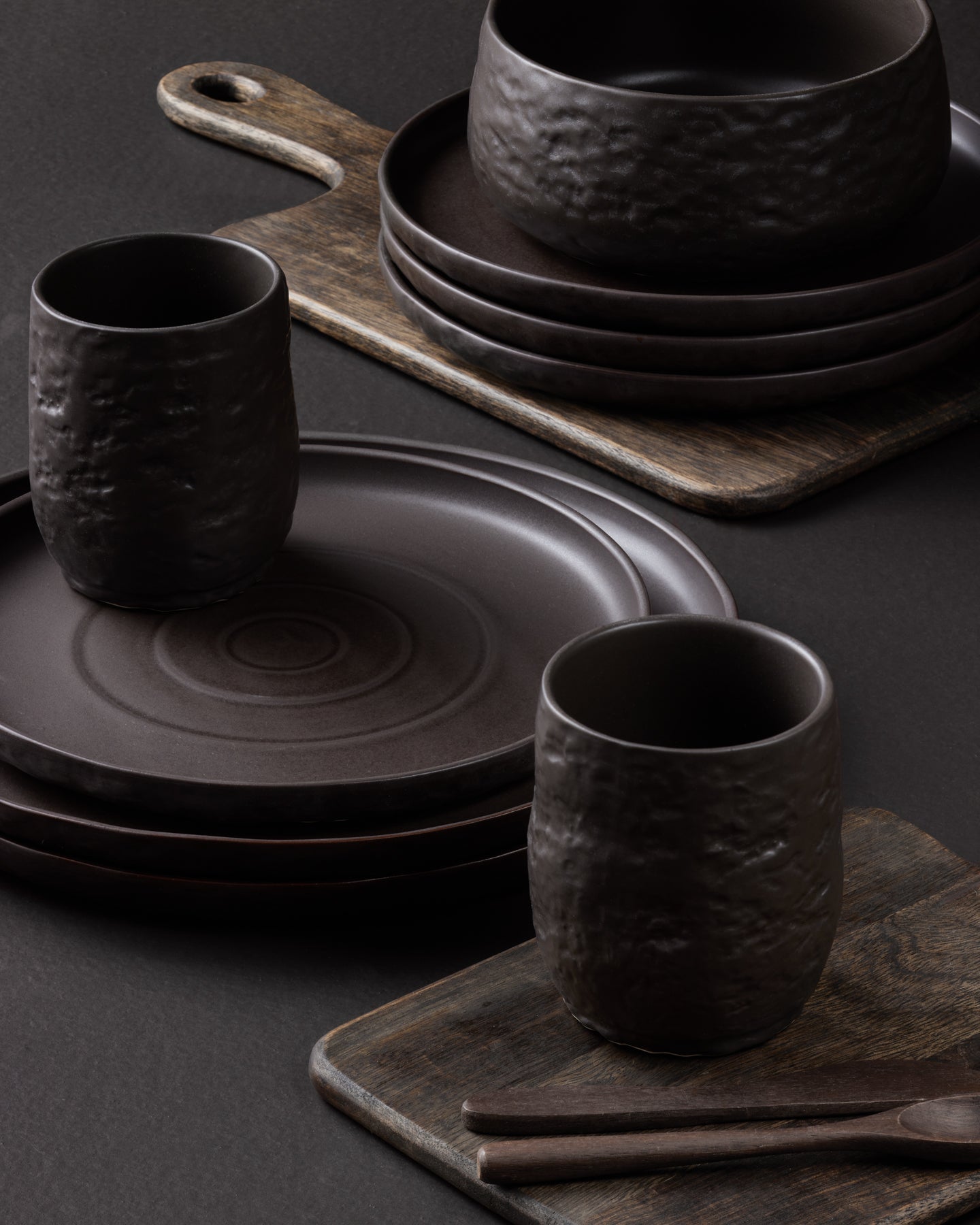 mercvo mercvoware Dinnerware mercvo - Black: A Rustic - Modern mercvo for Everyday & Special Occasions, mercvoilable for 4 or 8 People