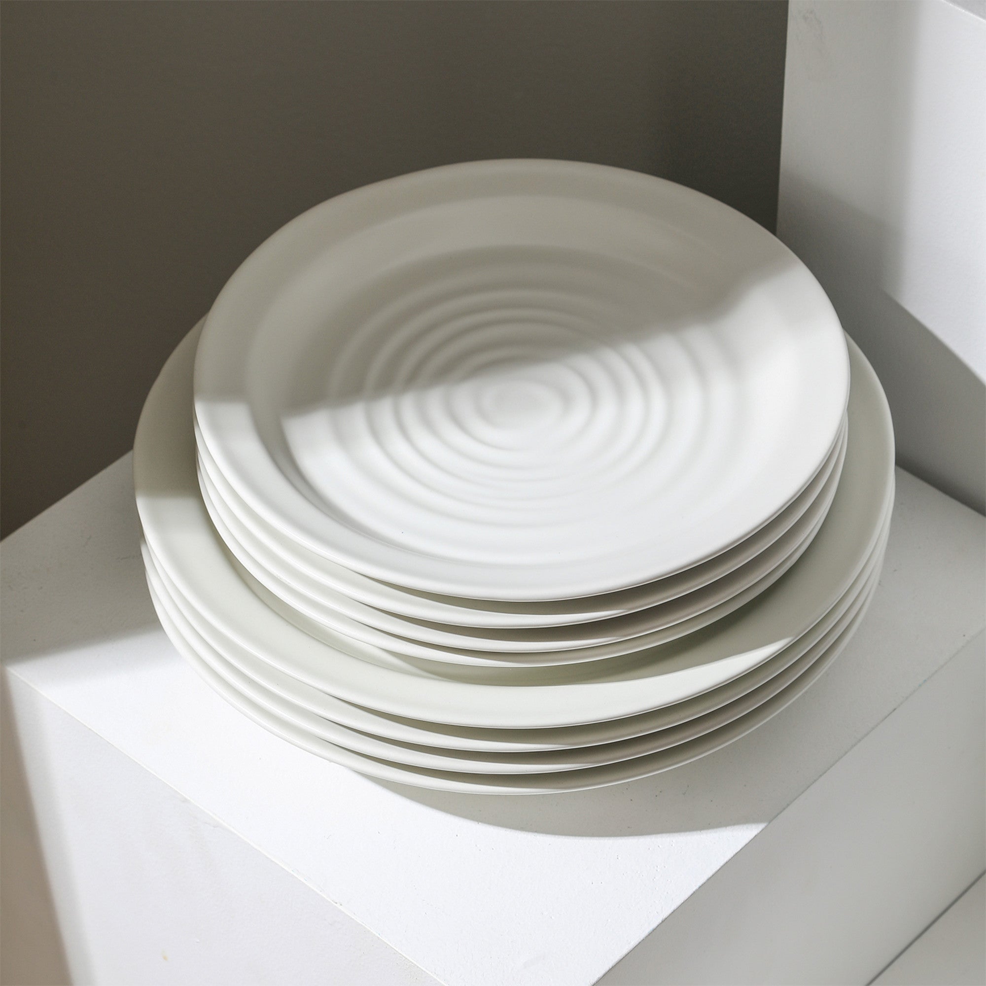 mercvo mercvoware Salad Plate - White: Ceramic Plates with Ripple Design, Stackable & Versatile for All Occasions