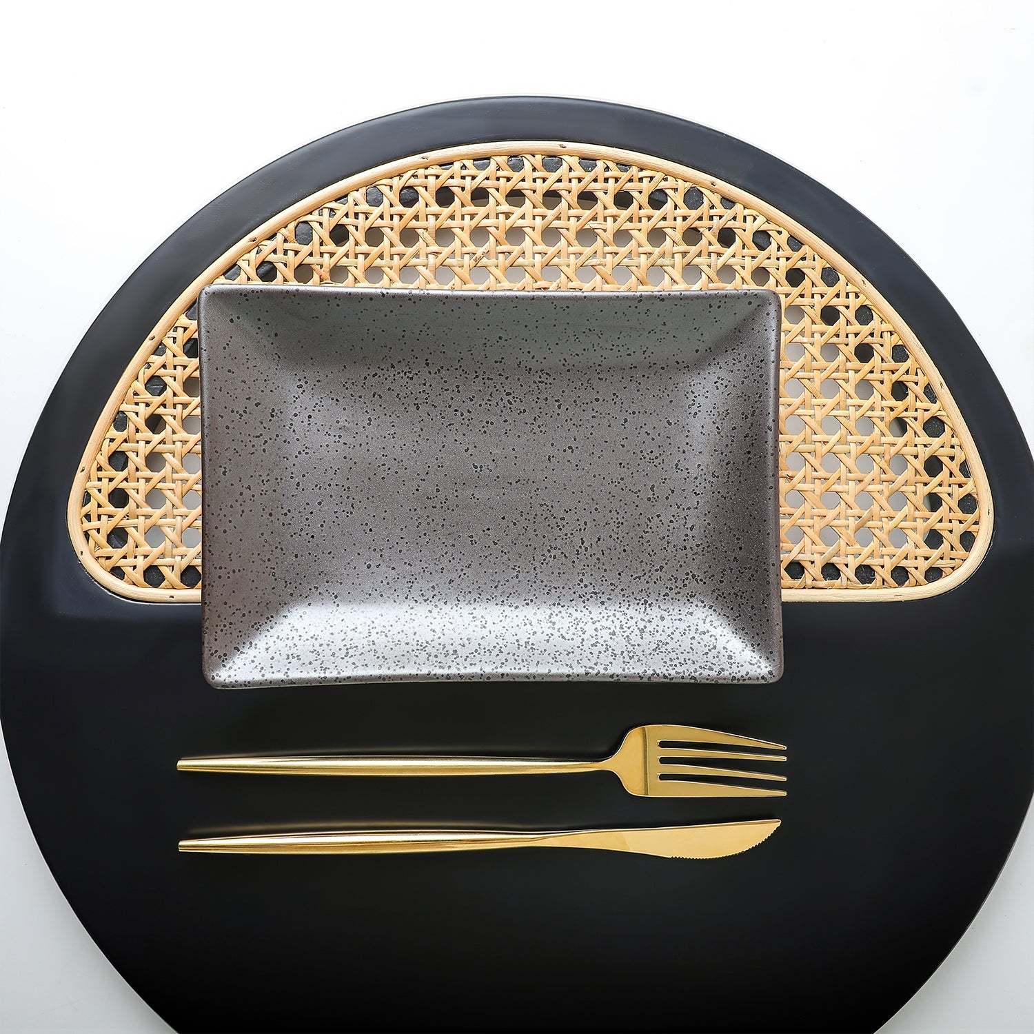 mercvo Porcelain Service Plate mercvo - Metallic Grey: A Versatile Ceramic Dishware mercvo for Contemporary Dining with Multiple Sizes and Stylish Design