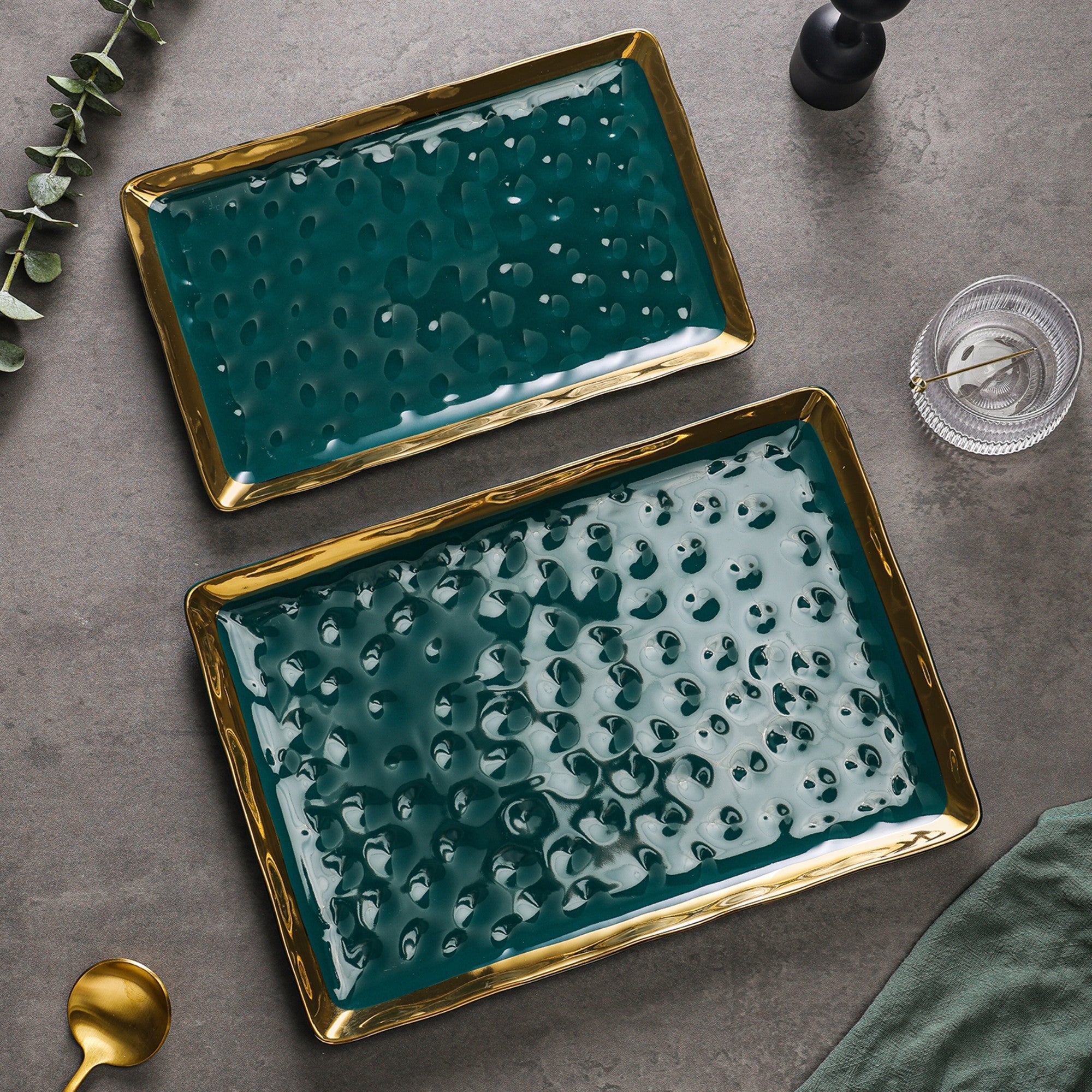 mercvo Porcelain Service Plate mercvo – Green: mercvol – Purpose Teal Trays with Gold Trim for Dining & Decor